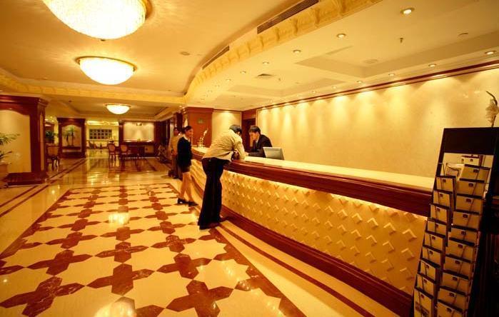 Holiday Regency Морадабад Екстериор снимка